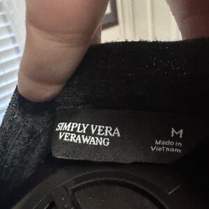 Simply Vera Vera Wang Black Blouse
